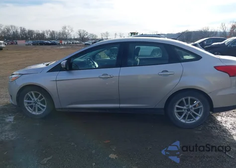 2015 Ford Focus Se z USA, uszkodzony, nr VIN 1FADP3F28FL280397